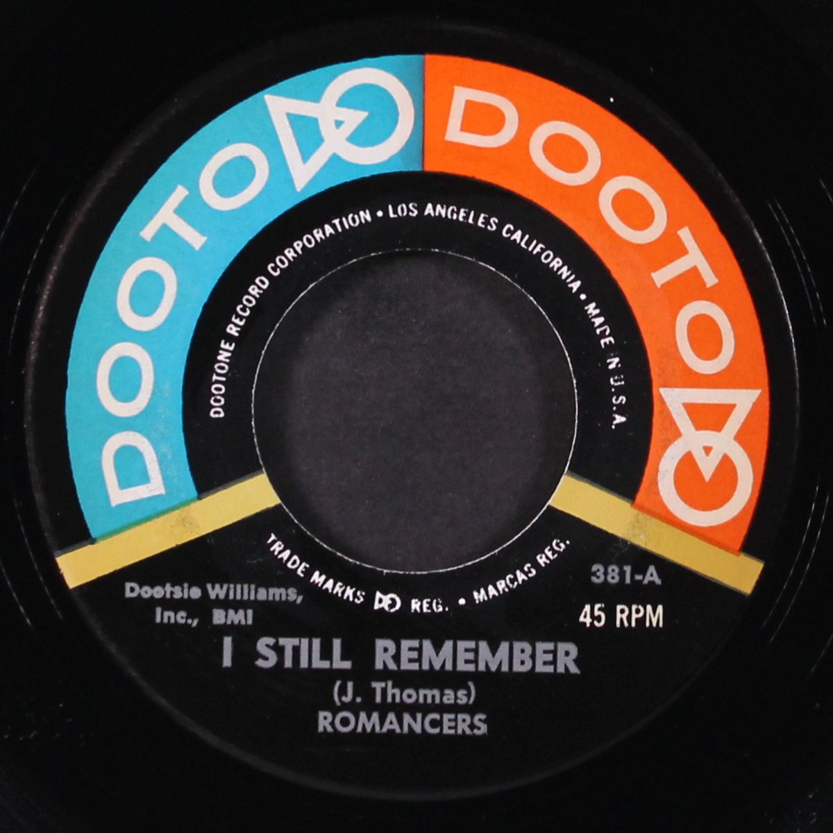 i still remember / housecat by ROMANCERS