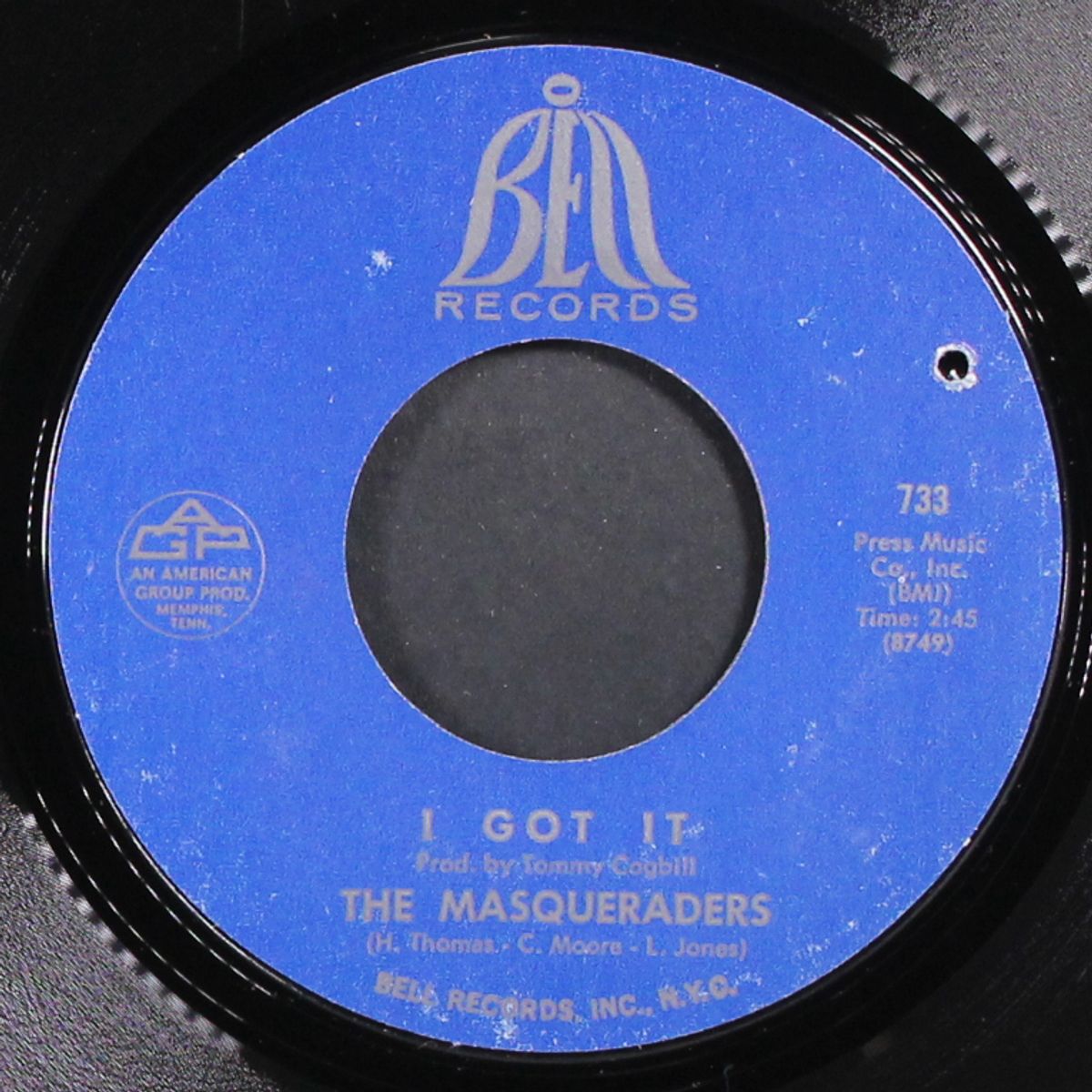 i ain't got to love nobody else / i got it by MASQUERADERS