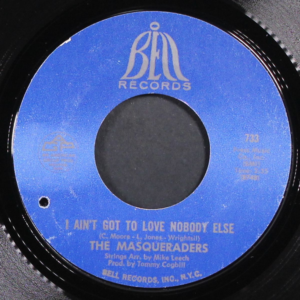 i ain't got to love nobody else / i got it by MASQUERADERS