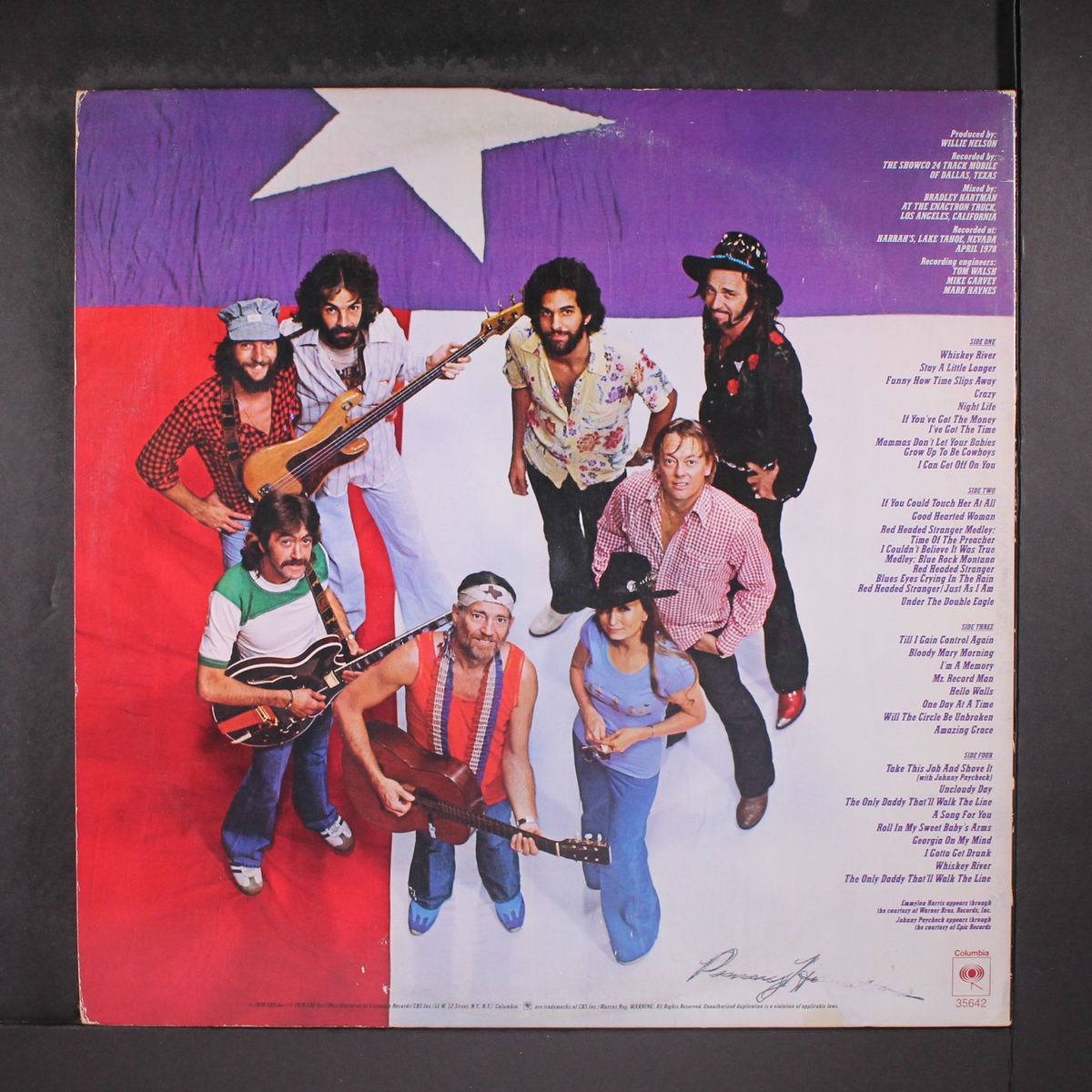 willie and family live by WILLIE NELSON