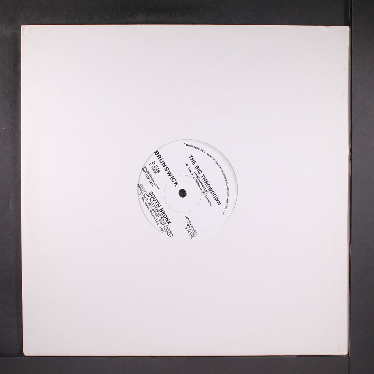 the big throwdown / instro by SOUTH BRONX