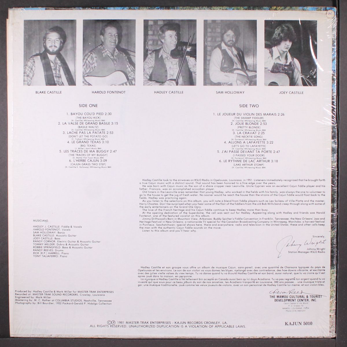 avec son violin cajun presente les chansons traditional de la louisiane by HADLEY CASTILLE