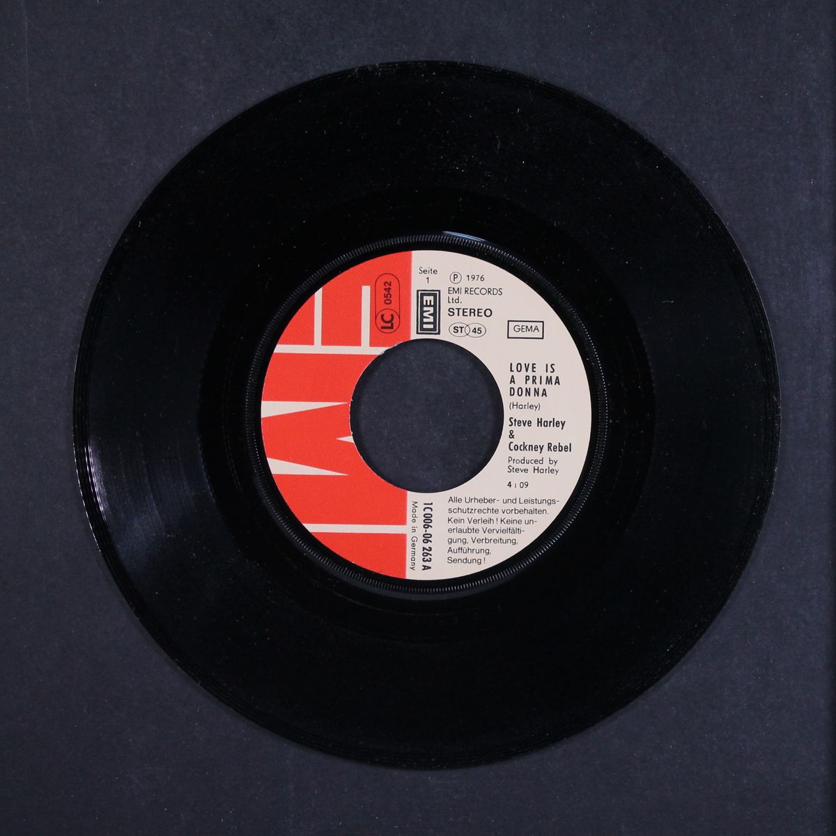 love is a prima donna by STEVE HARLEY & COCKNEY REBEL