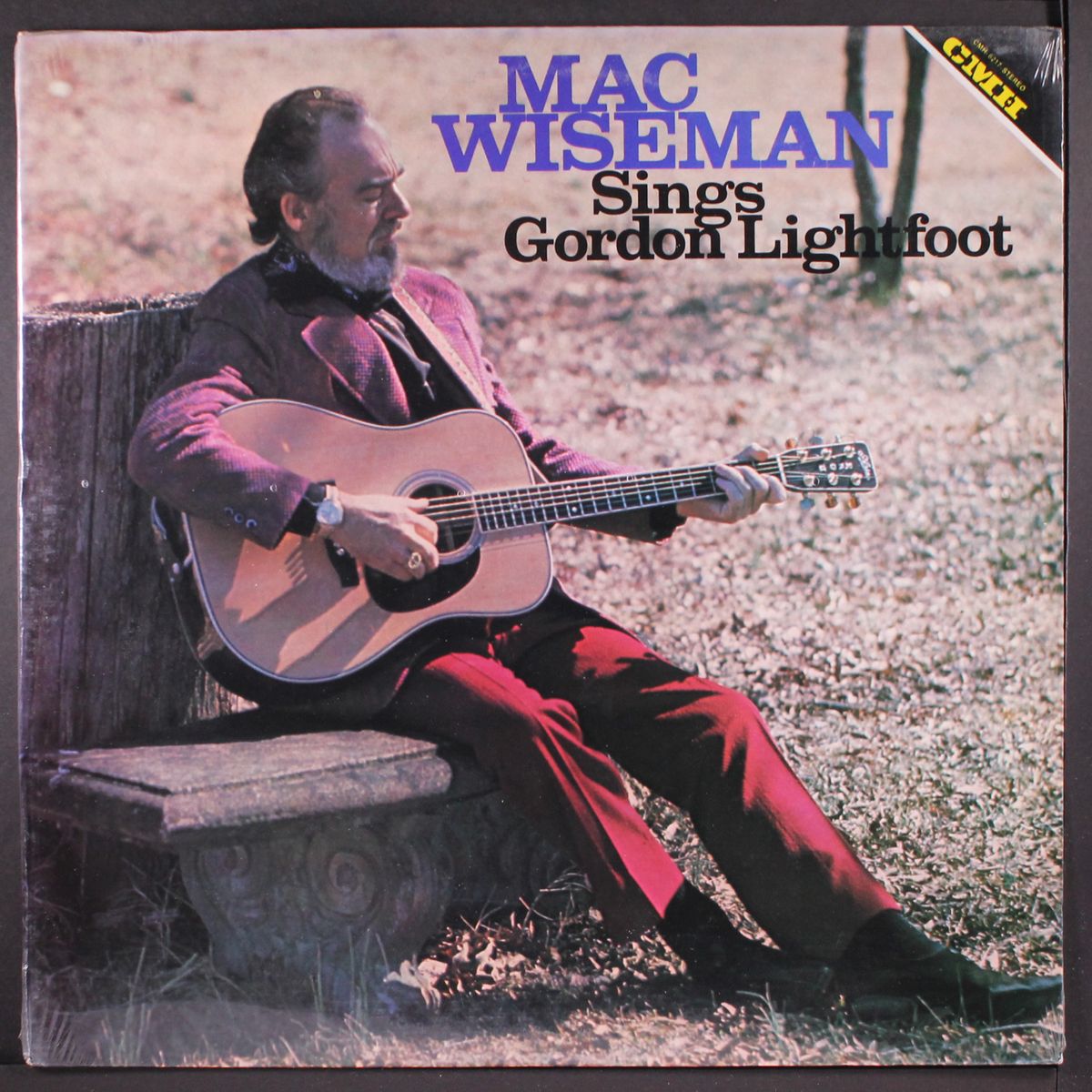 sings gordon lightfoot by MAC WISEMAN
