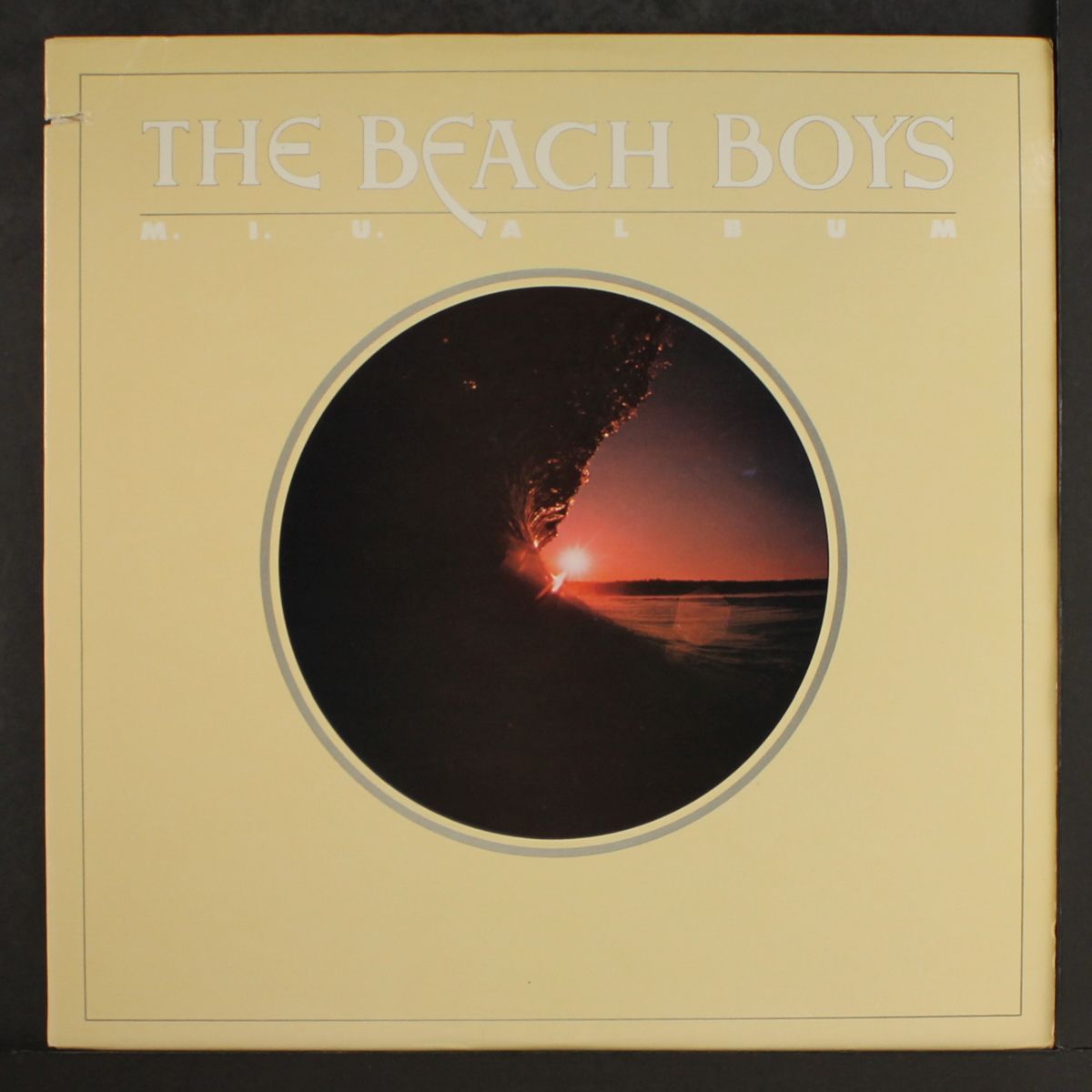 m.i.u. album by BEACH BOYS