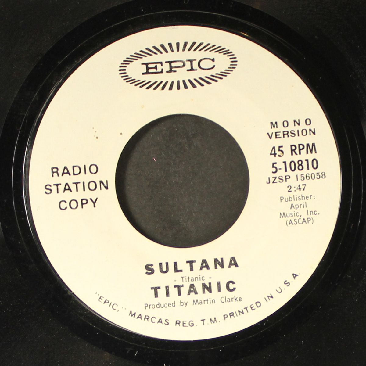 sultana / short by TITANIC