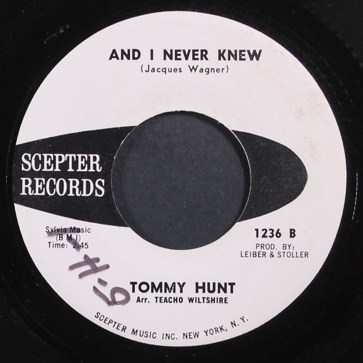 i just don't know what to do with myself / didn't i tell you by TOMMY HUNT