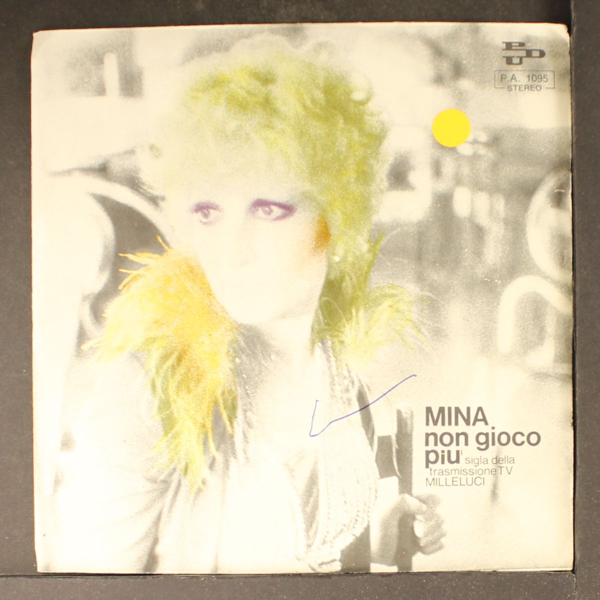 non gioco piu / la scala buia by MINA