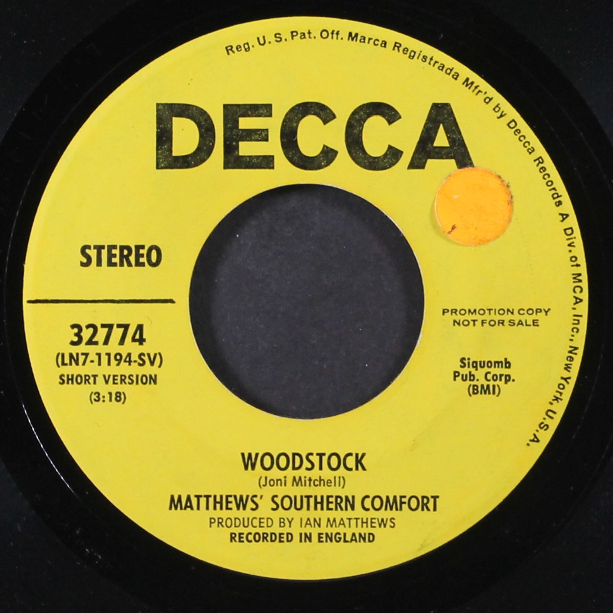 woodstock / short by MATTHEW'S SOUTHERN COMFORT