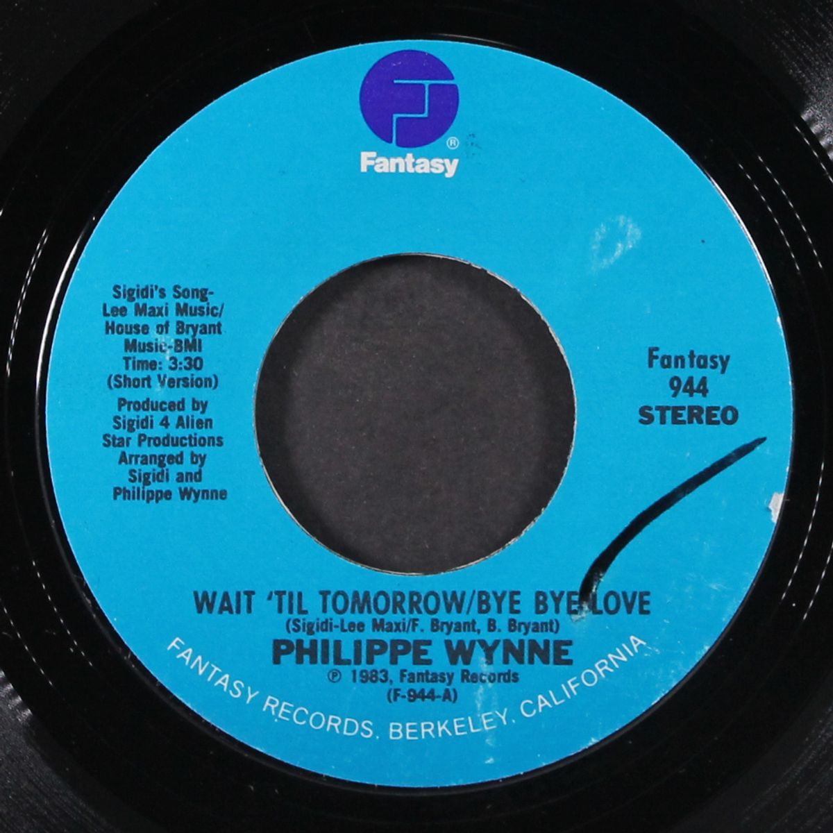 wait 'til tomorrow / bye bye love / short by PHILIPPE WYNNE