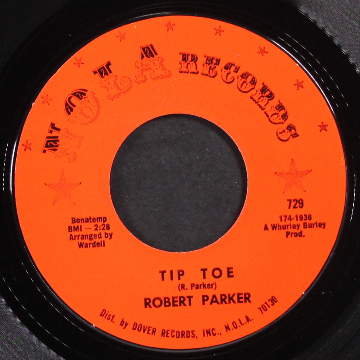tip toe / soul kind of loving by ROBERT PARKER