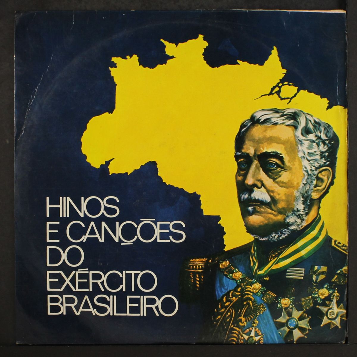 hinos e cancoes do exercito brasileiro by VARIOUS