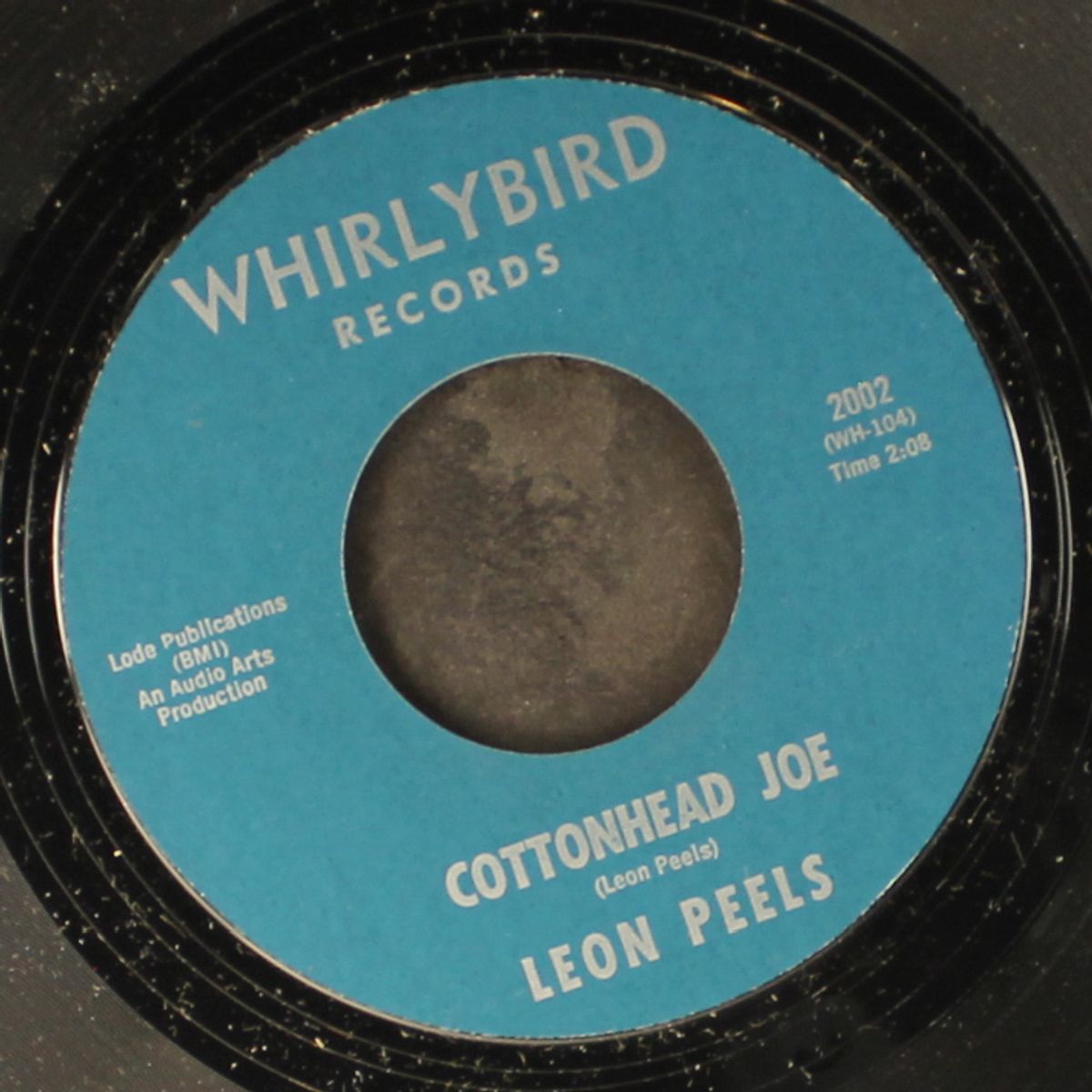 a casual kiss / cottonhead joe by LEON PEELS & GROUP
