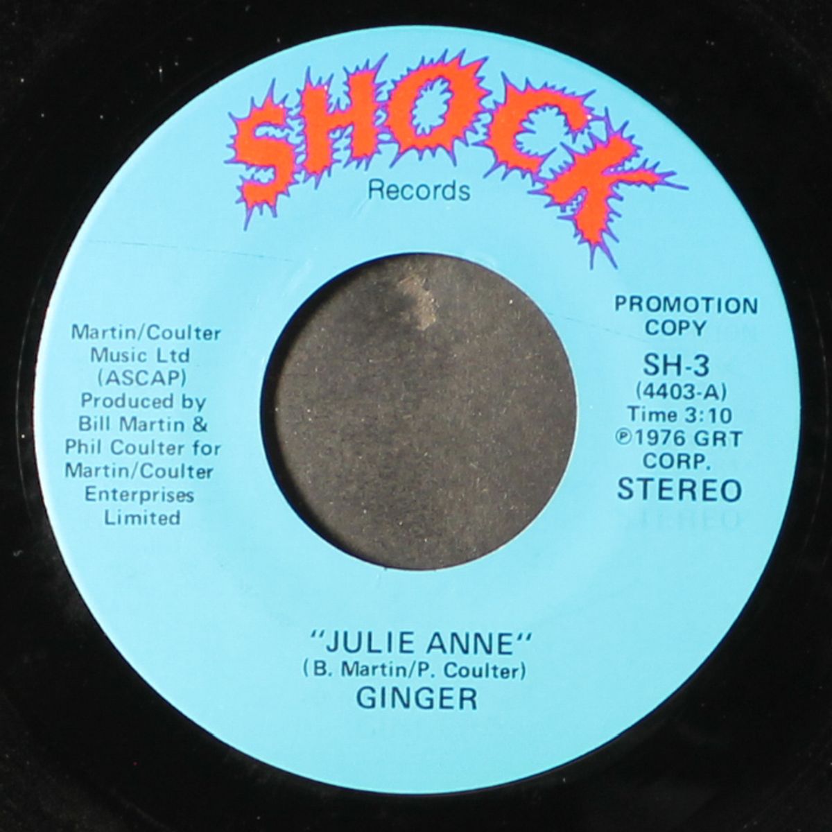 julie anne / mono by GINGER