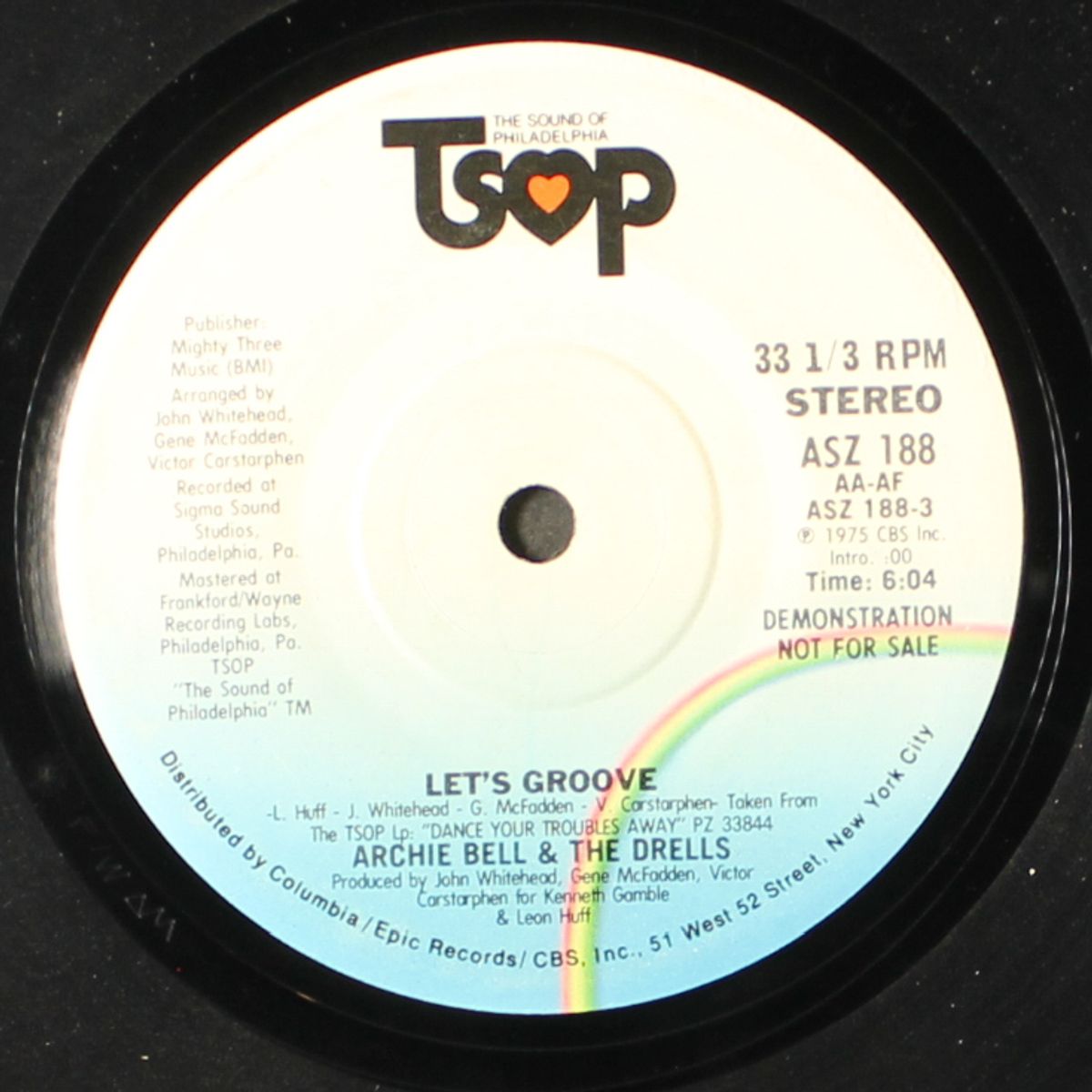 let's groove / mono by ARCHIE BELL & DRELLS