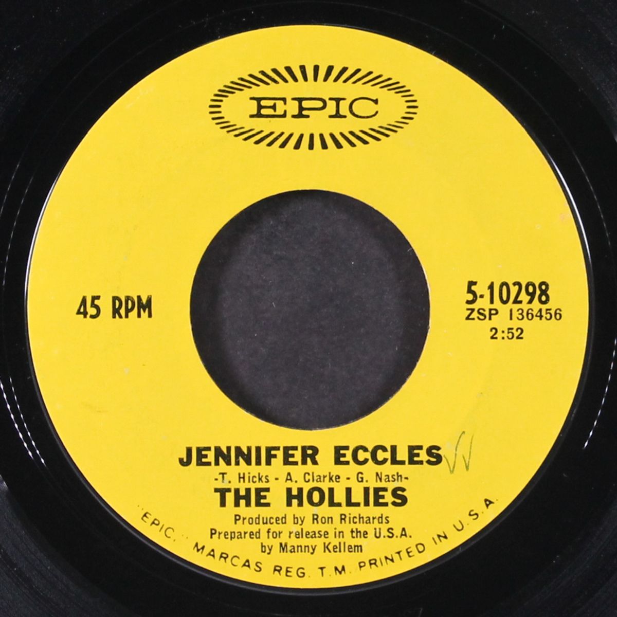 jennifer eccles / try it by HOLLIES