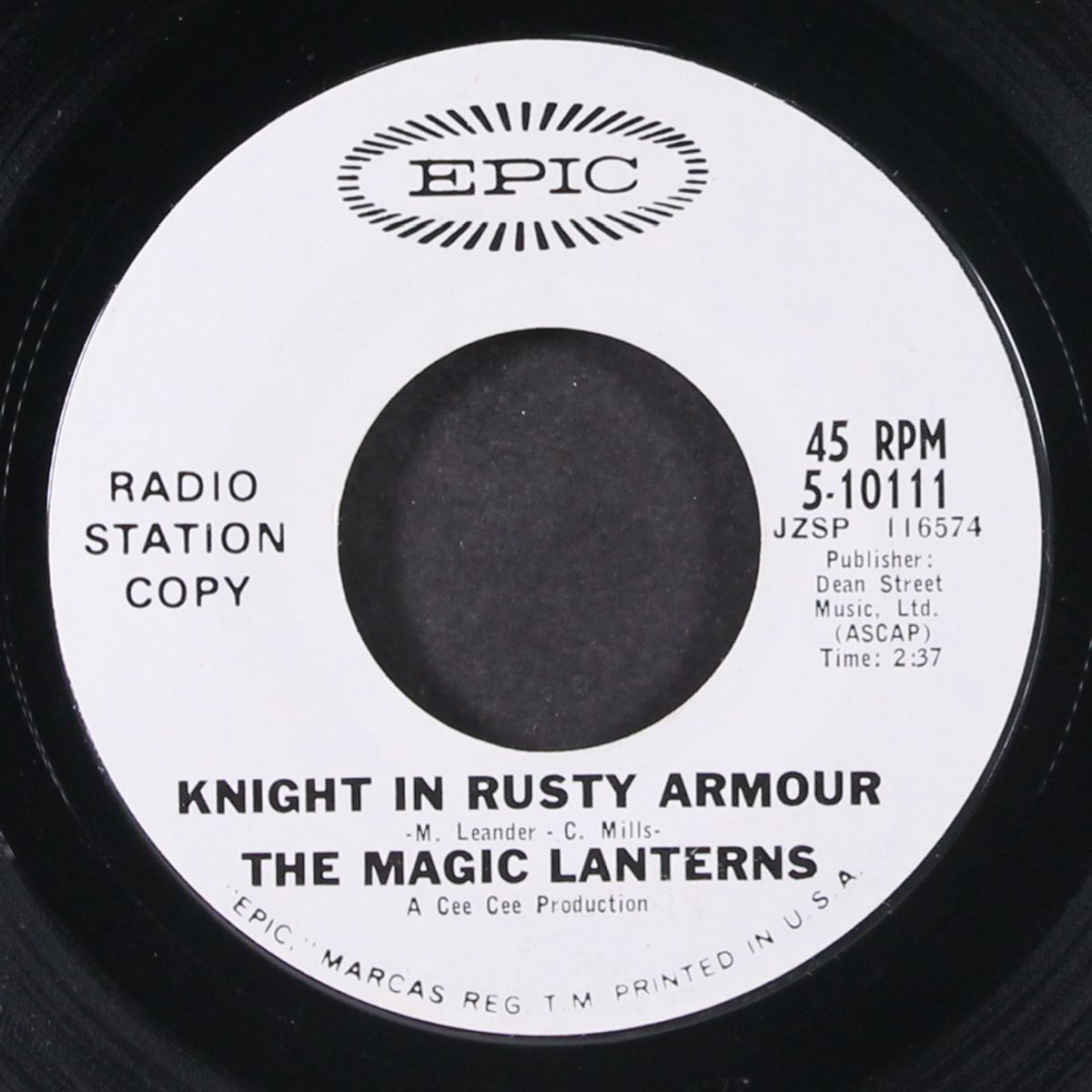 knight in rusty armour by MAGIC LANTERNS
