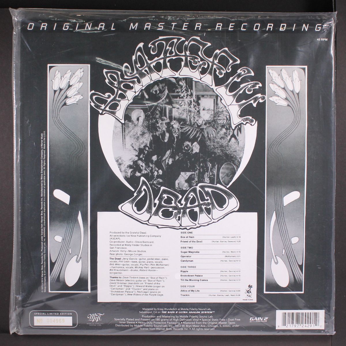american beauty by GRATEFUL DEAD