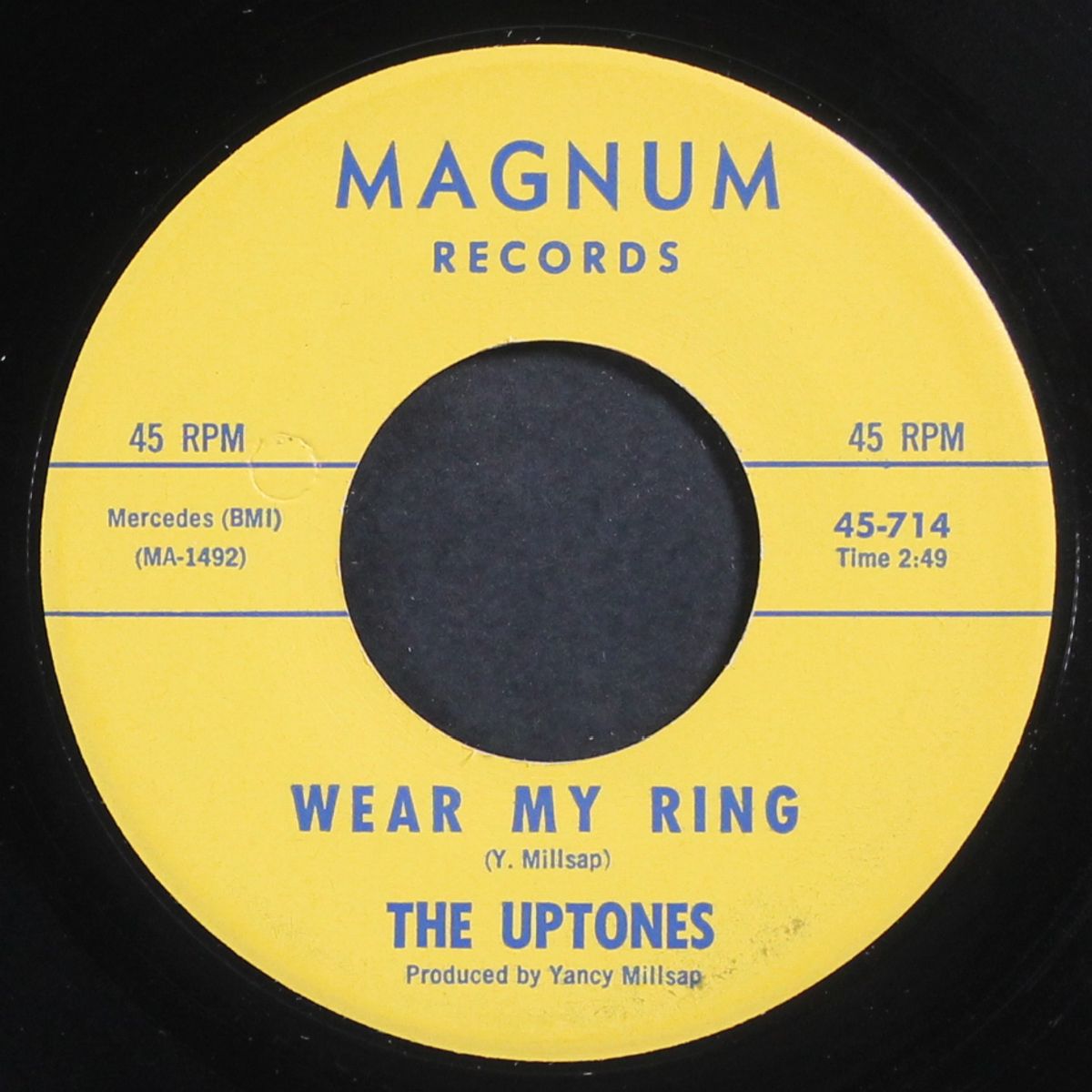 wear my ring / dreaming by UPTONES