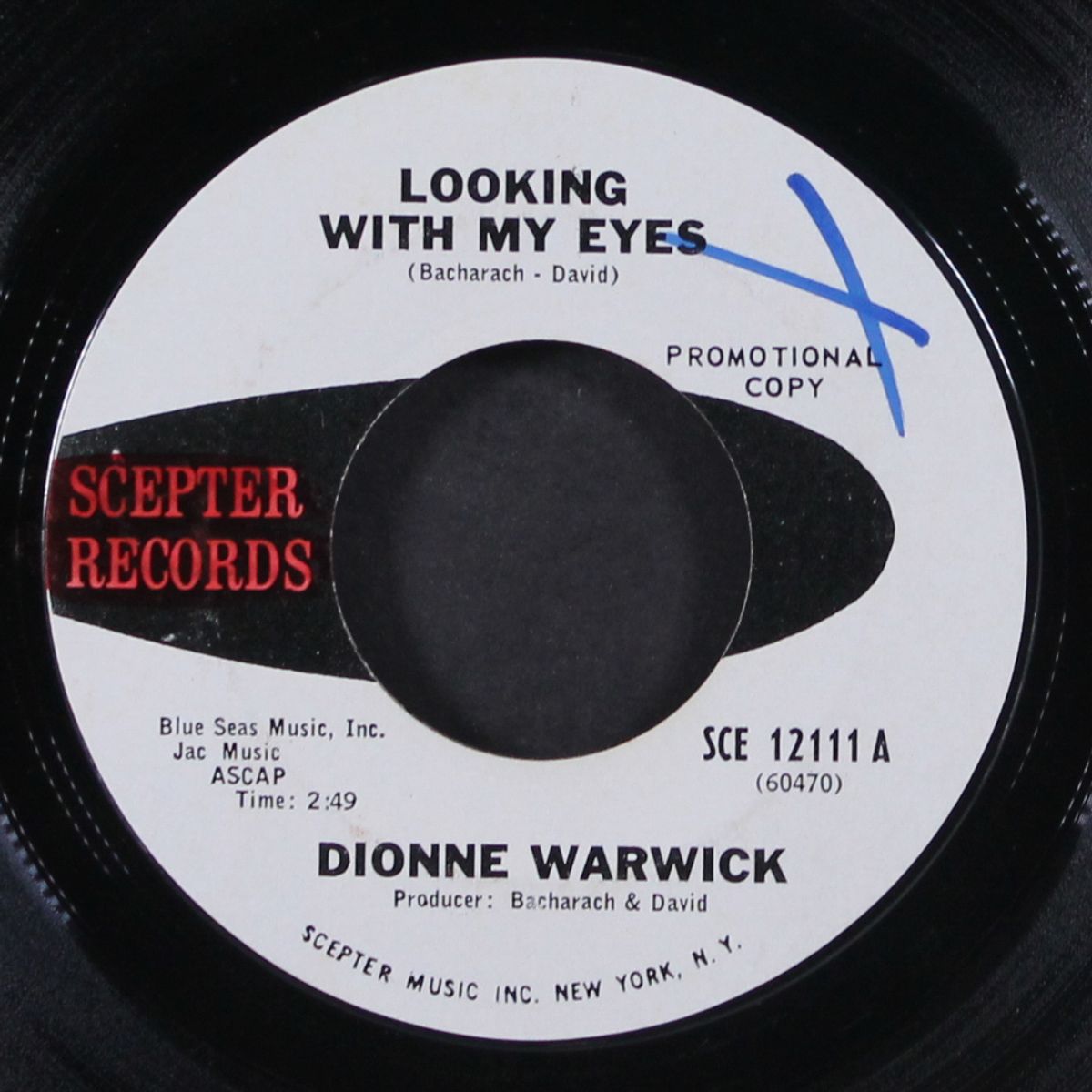 looking with my eyes / only the strong, only the brave by DIONNE WARWICK