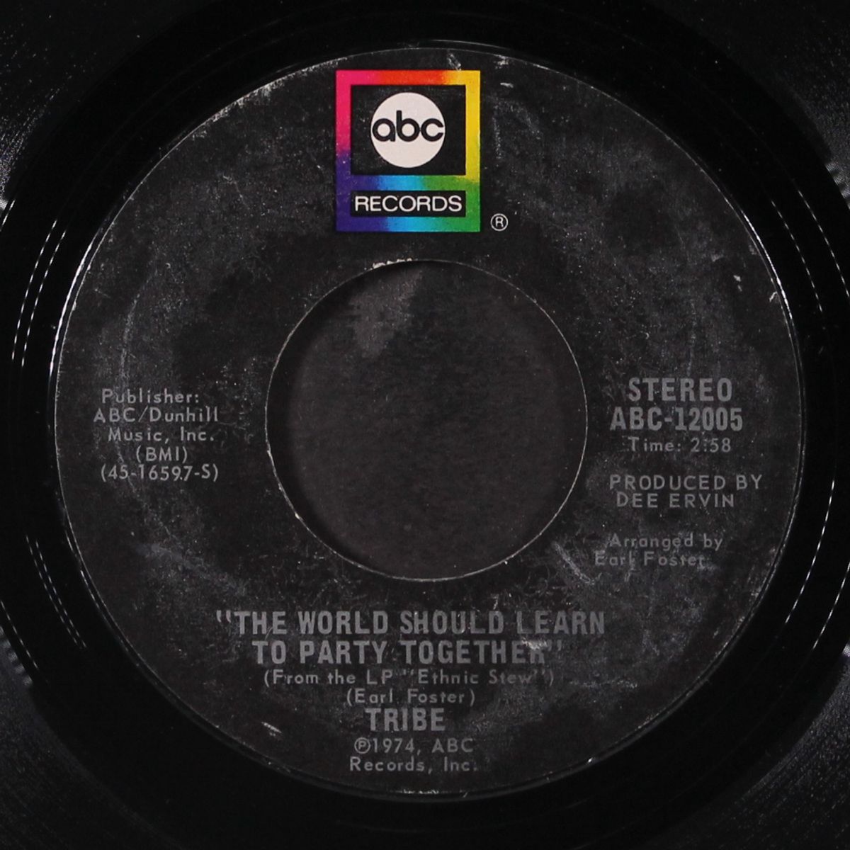 siggy siggy / the world should learn to party together by TRIBE