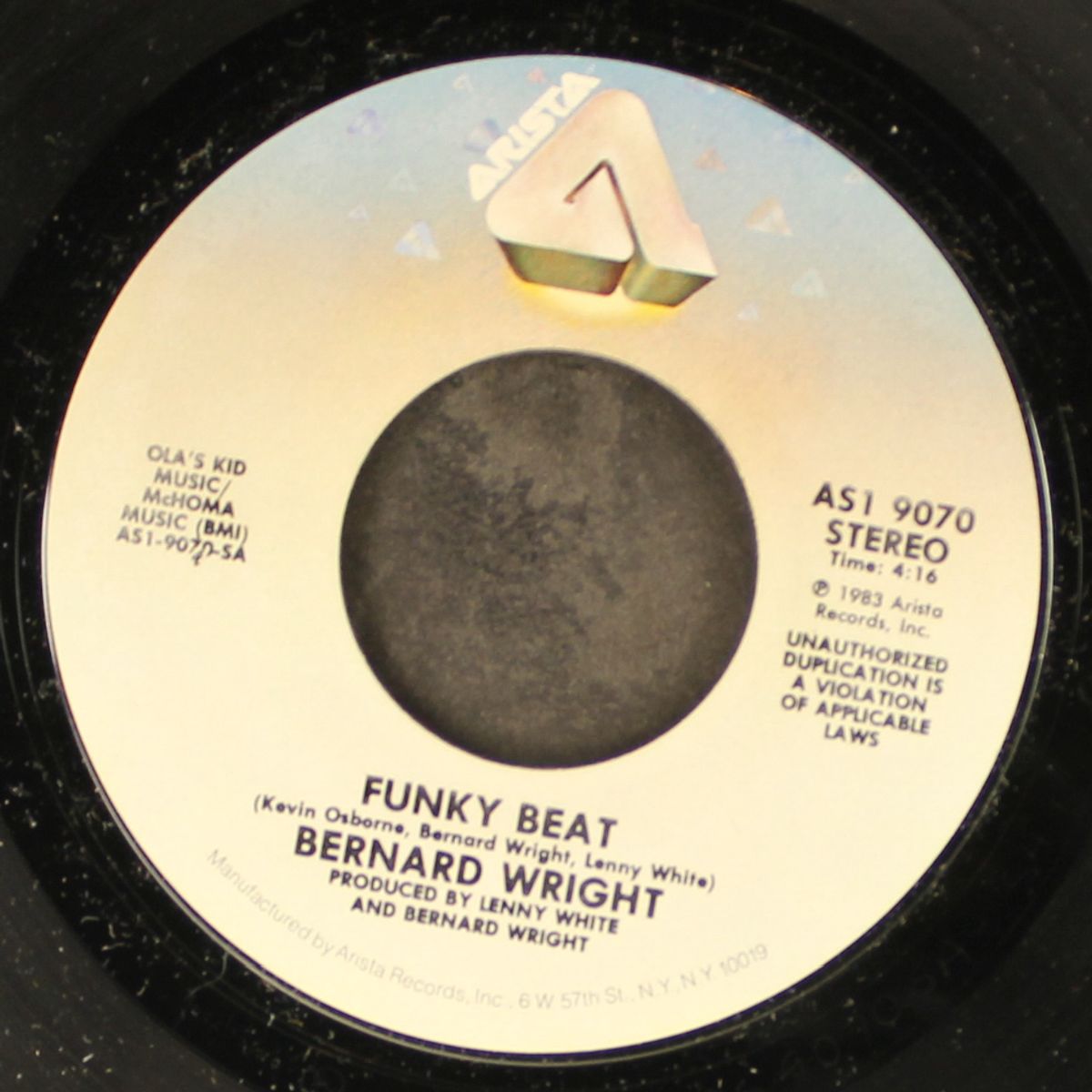funky beat / keep on doing the right thing by BERNARD WRIGHT