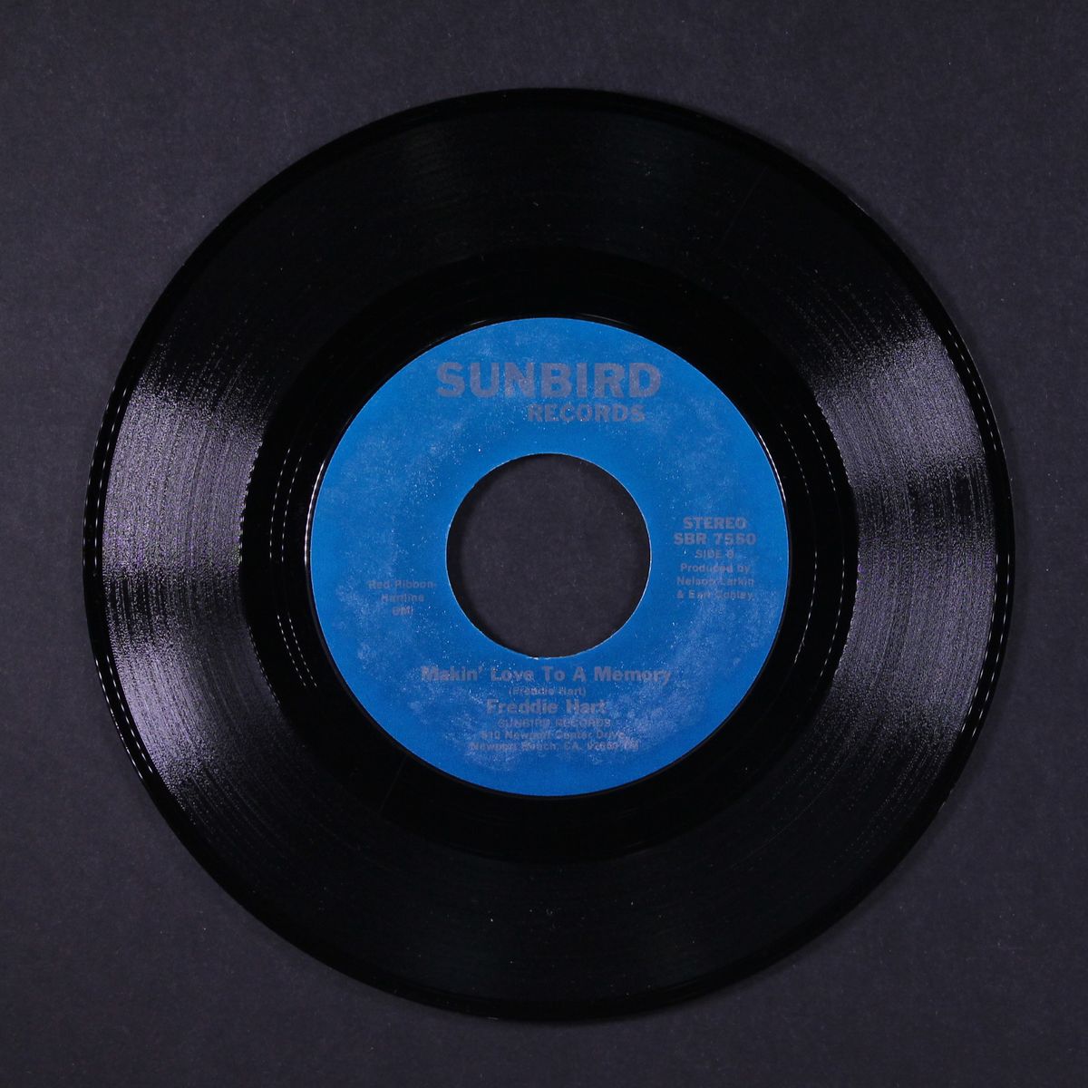 sure thing / makin' love to a memory by FREDDIE HART