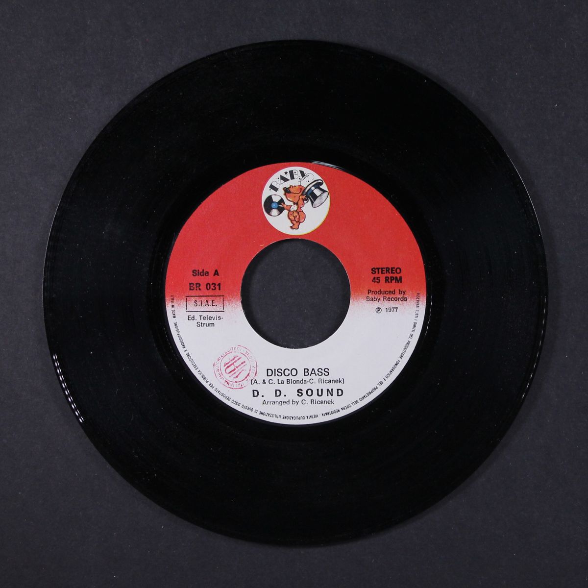 disco bass / instro by D.D. SOUND