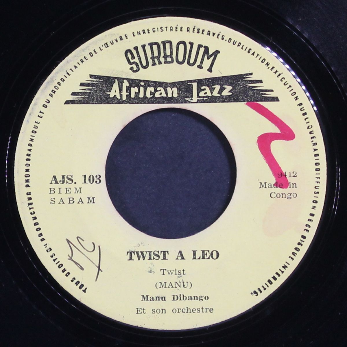 twist a leo / dizzy me by MANU DIBANGO