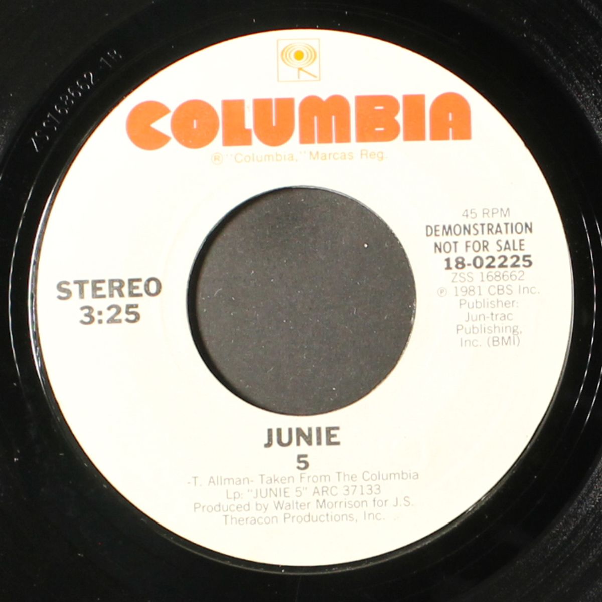 5 / same by JUNIE
