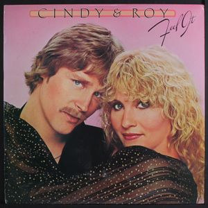 CINDY & ROY