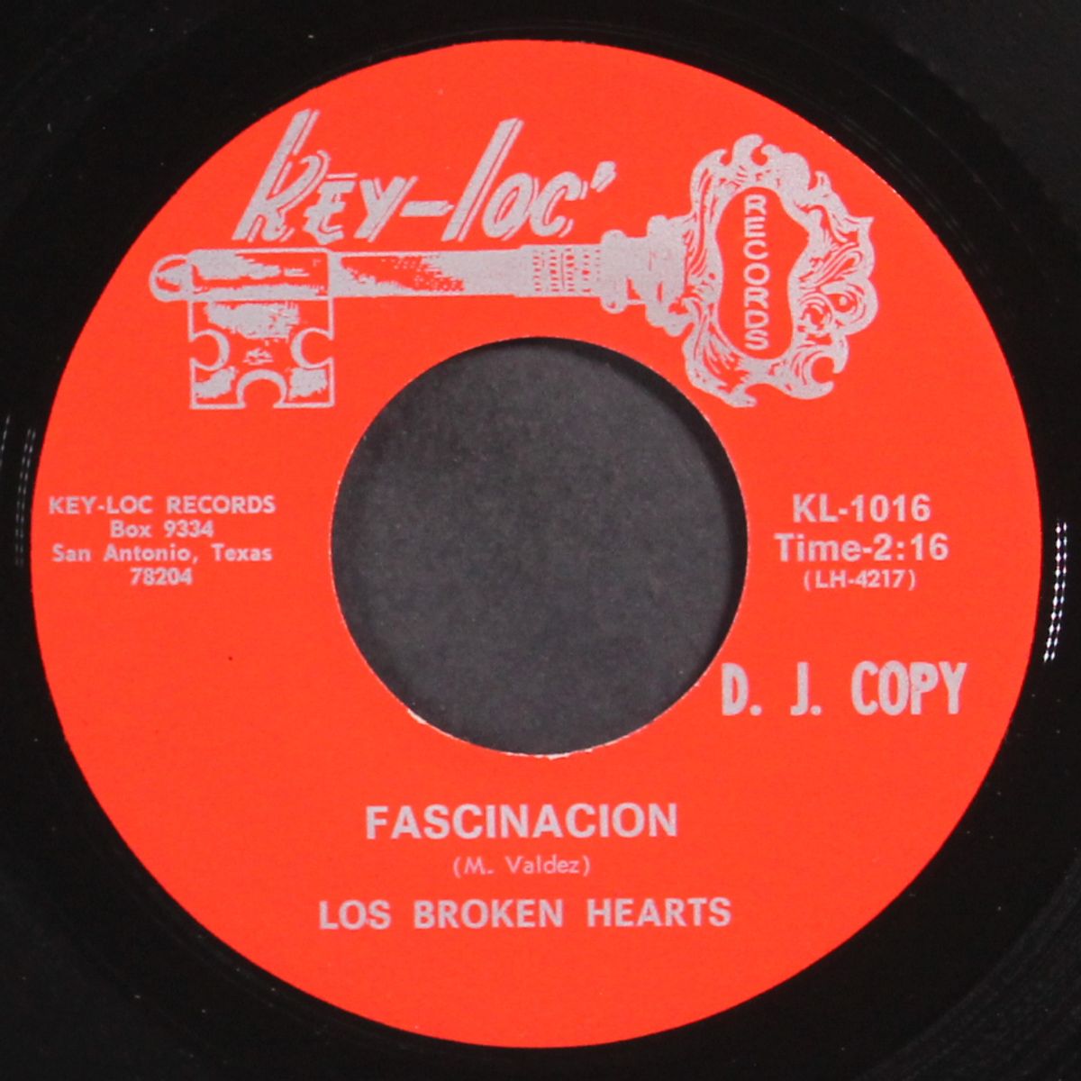 hay illusiones / fascinacion by LOS BROKEN HEARTS