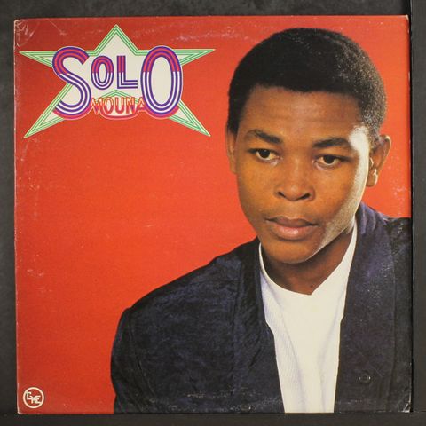 SOLO MOUNA