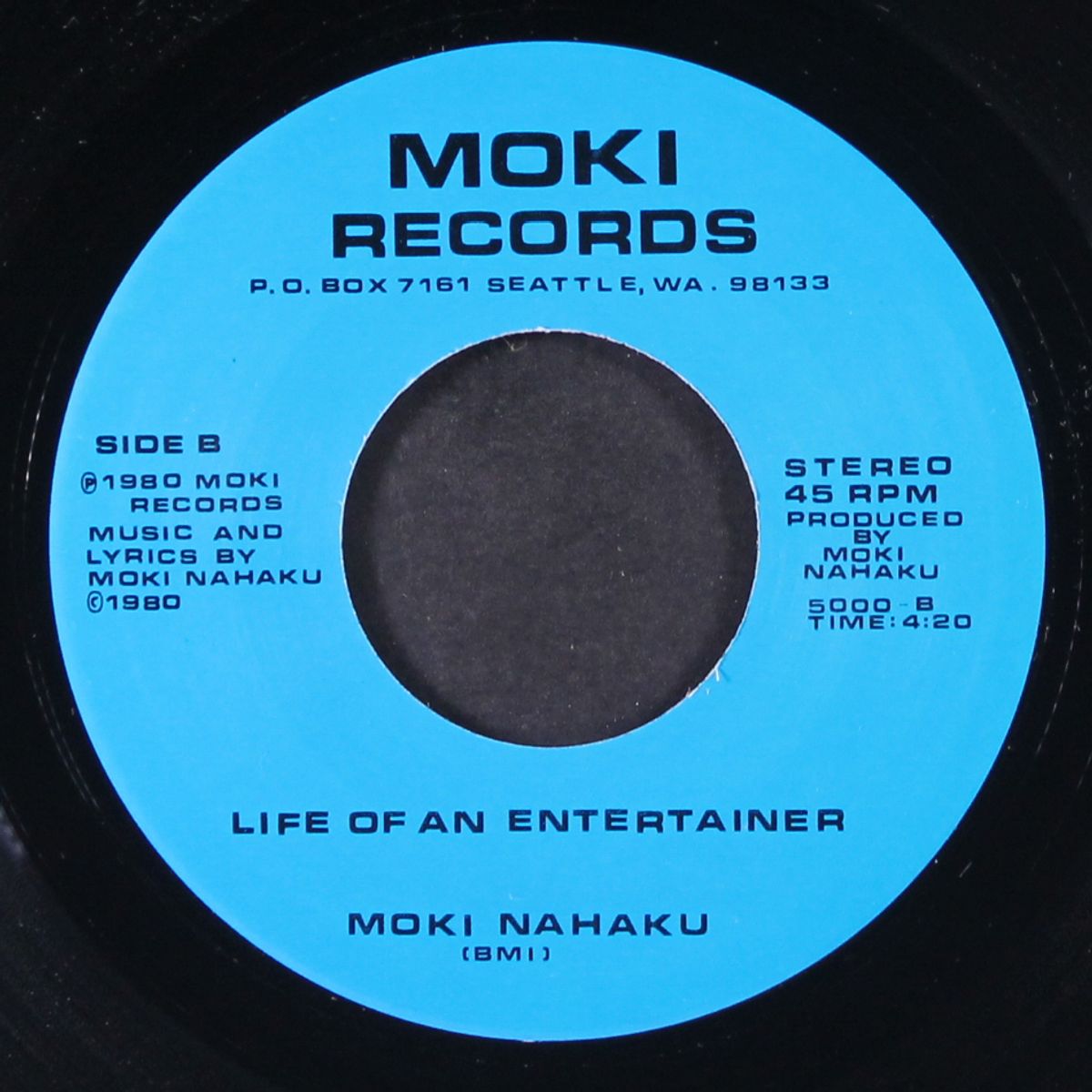seattle / life of an entertainer by MOKI NAHAKU