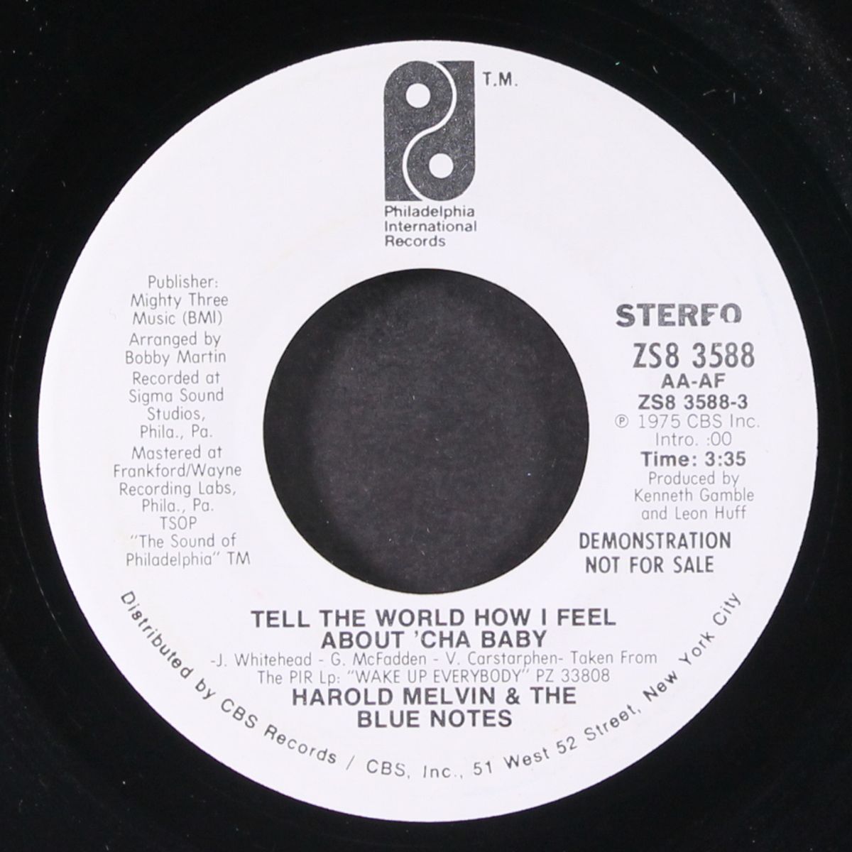 tell the world how i feel about cha / mono by HAROLD MELVIN & BLUE NOTES
