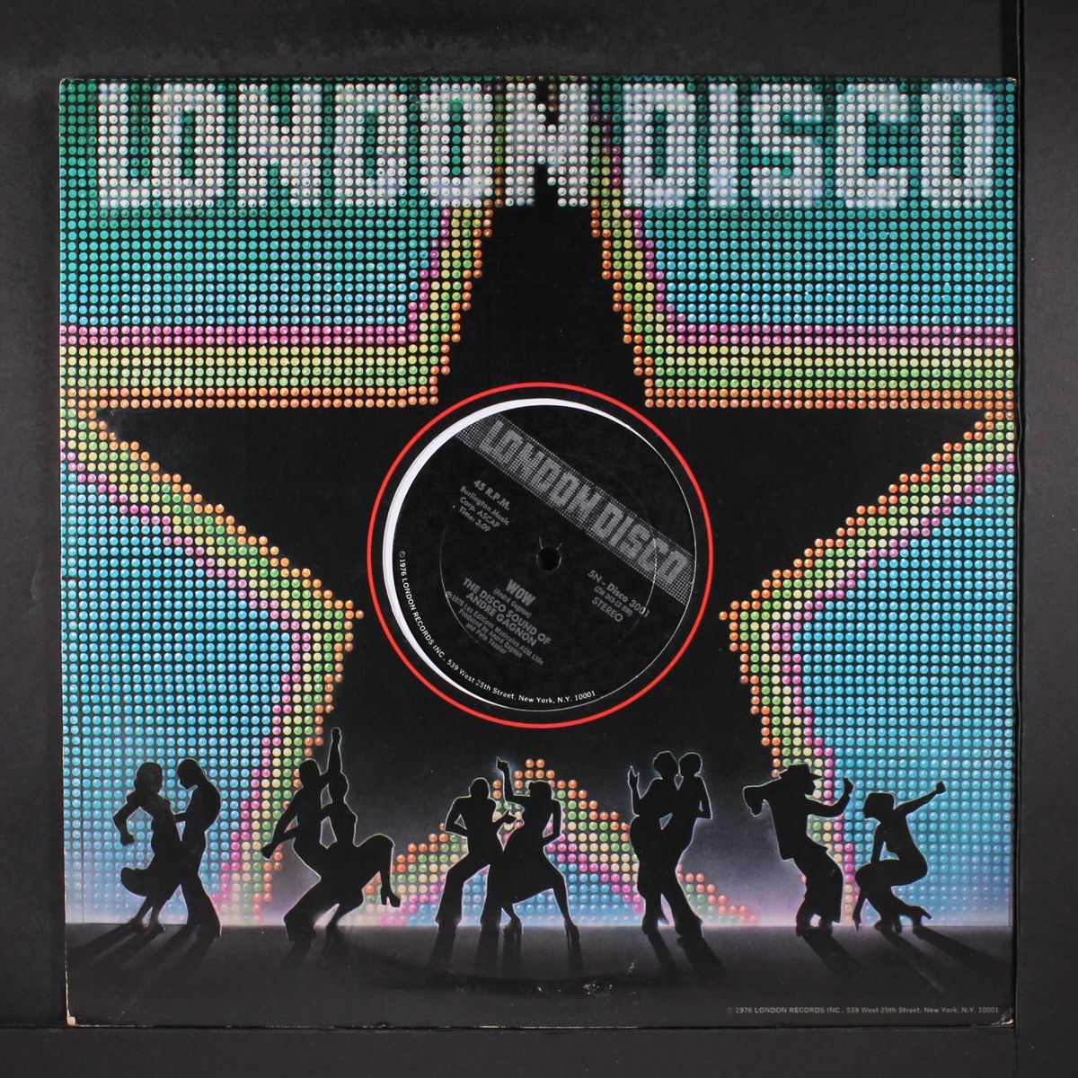 surprise / wow by ANDRE GAGNON