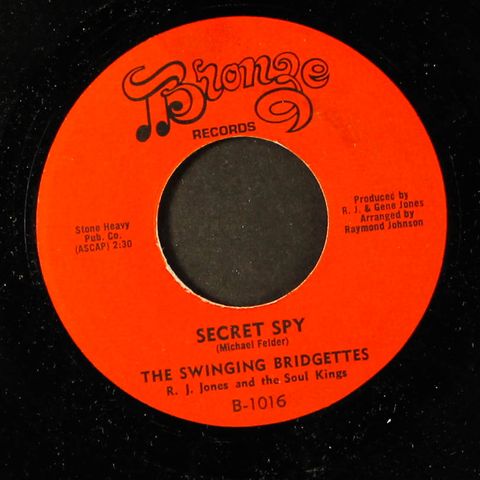 SWINGING BRIDGETTES