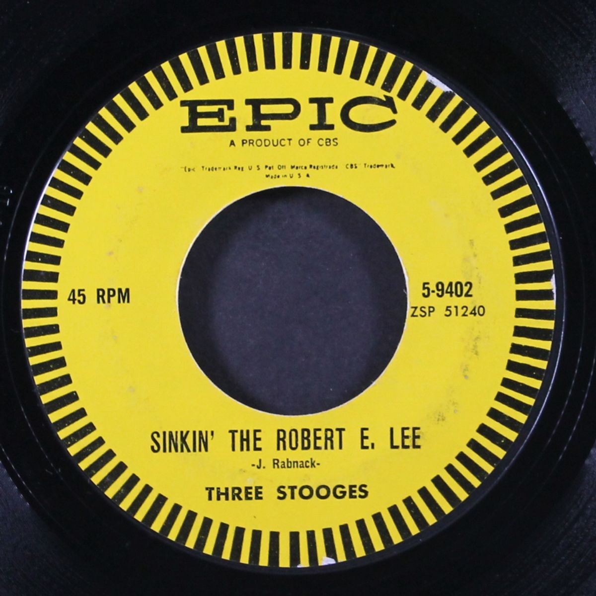 you are my girl / sinkin' the robert e. lee by THREE STOOGES