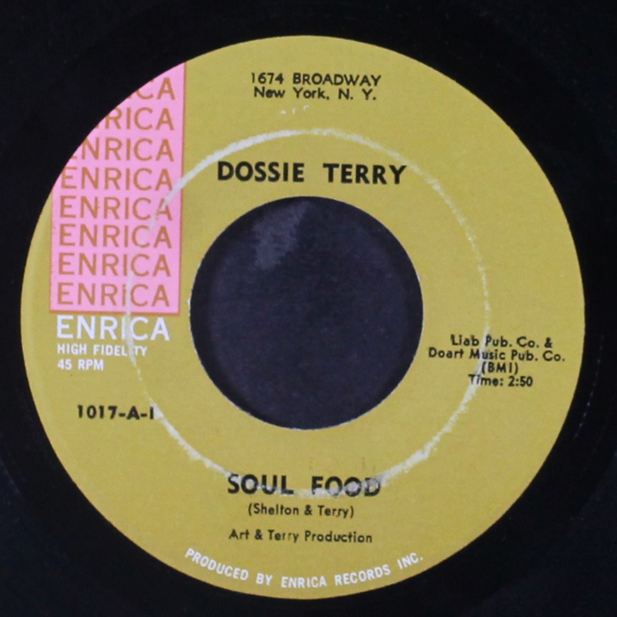 soul food / hip shakin' soul rockin' mama by DOSSIE TERRY