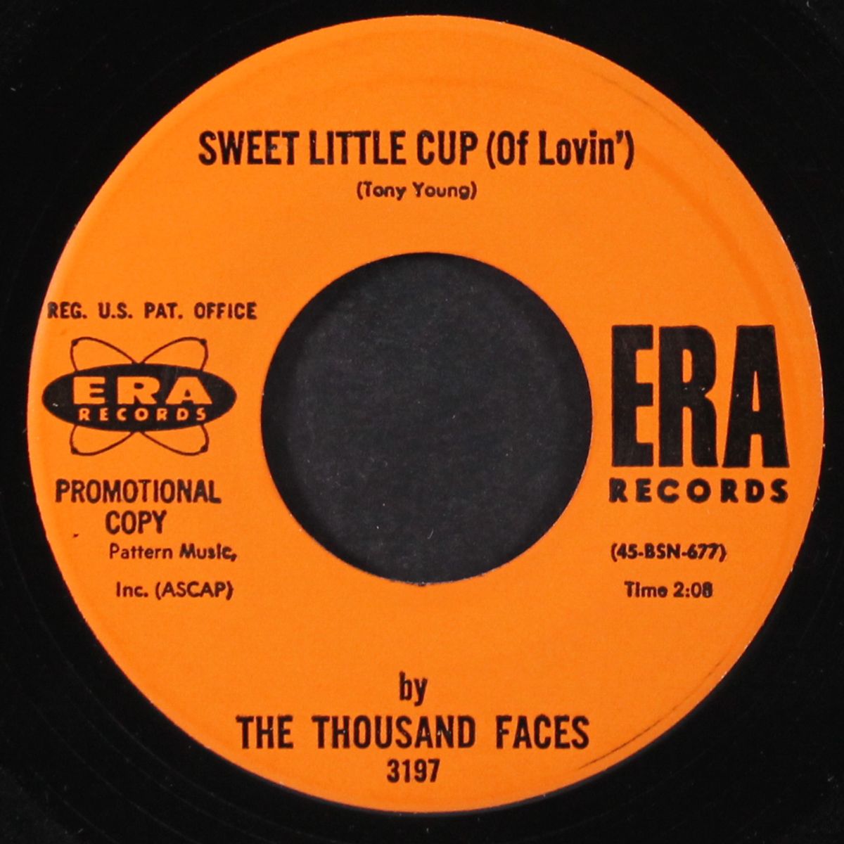 a thousand faces / sweet little cup by THOUSAND FACES