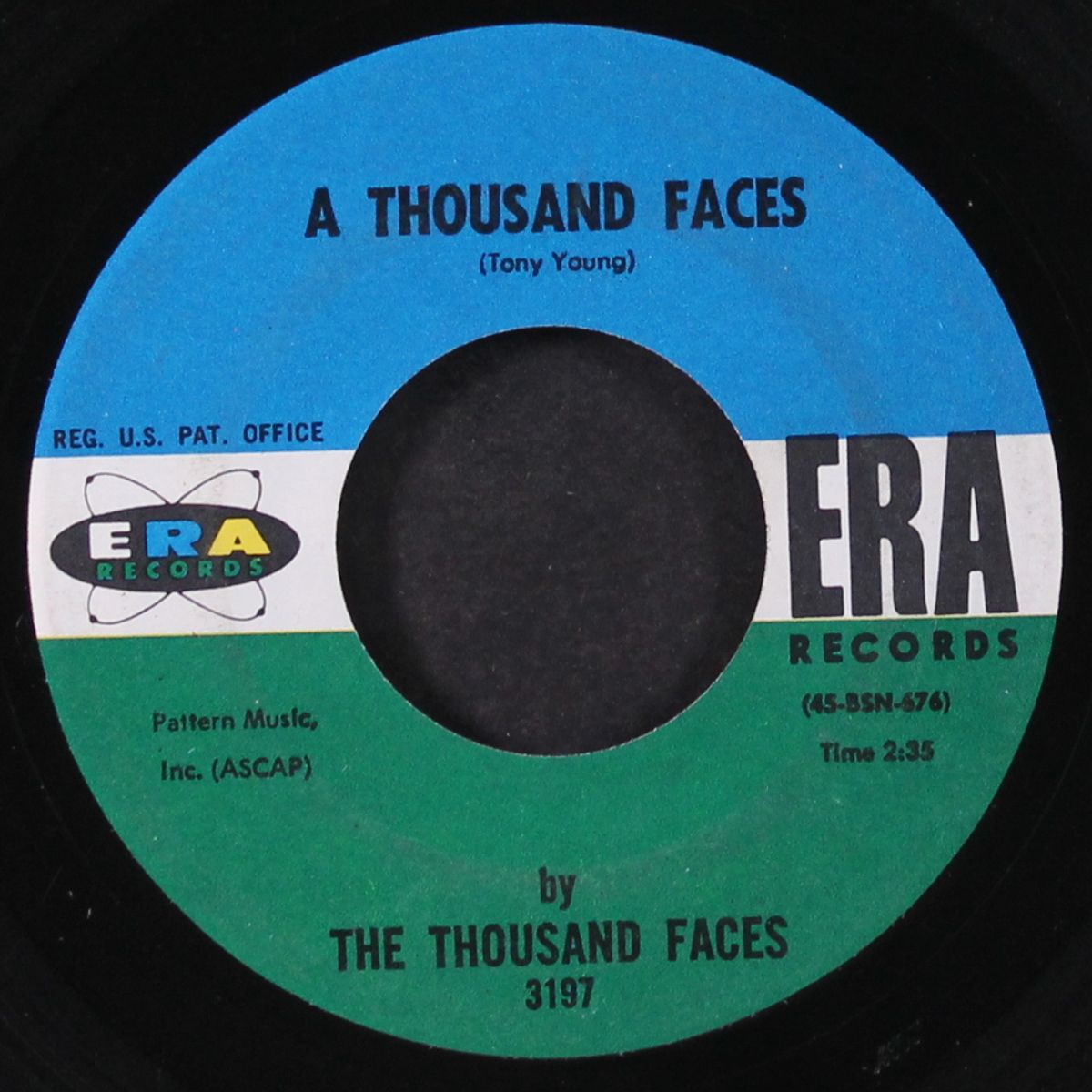 a thousand faces / sweet little cup by THOUSAND FACES