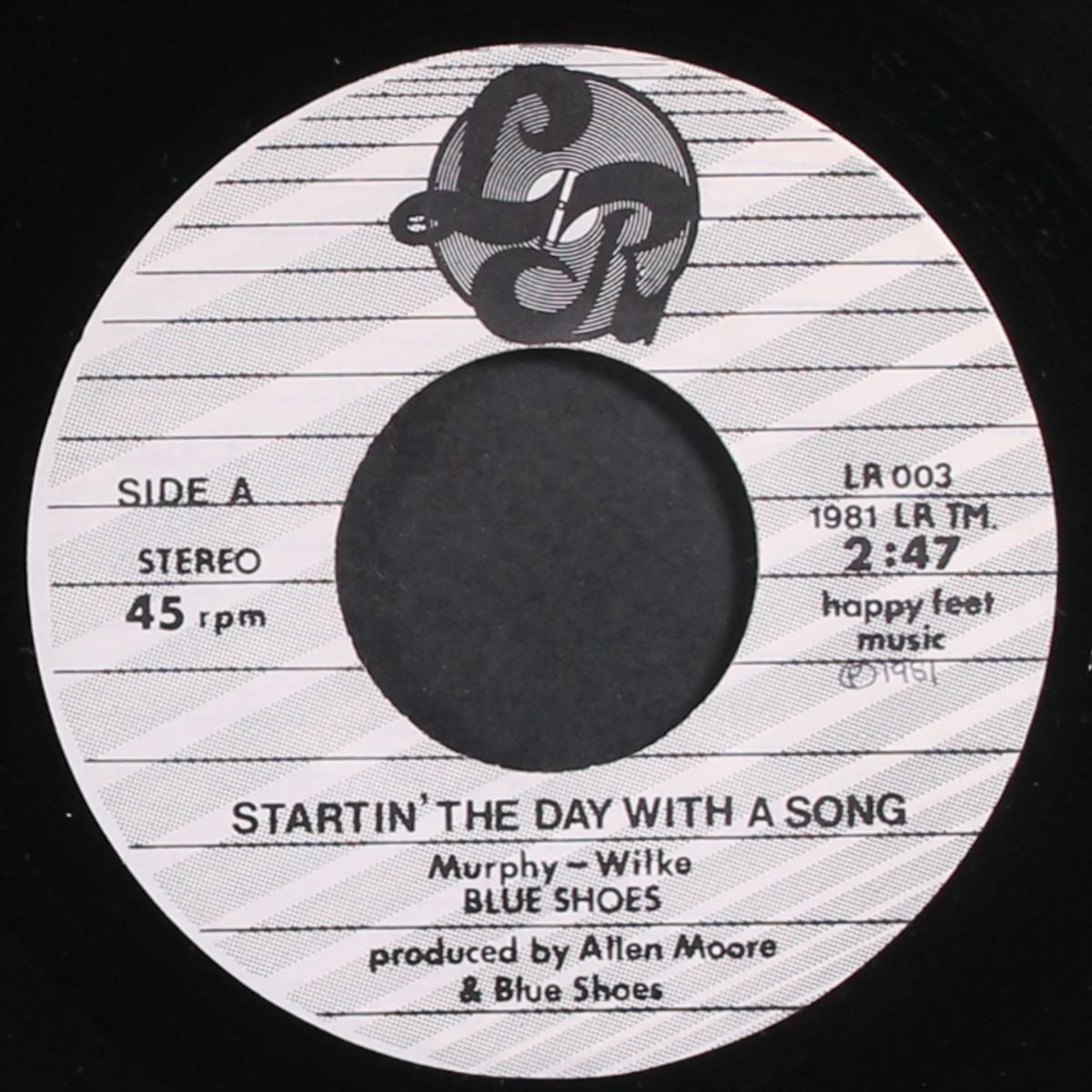 startin' the day with a song / kerry by BLUE SHOES