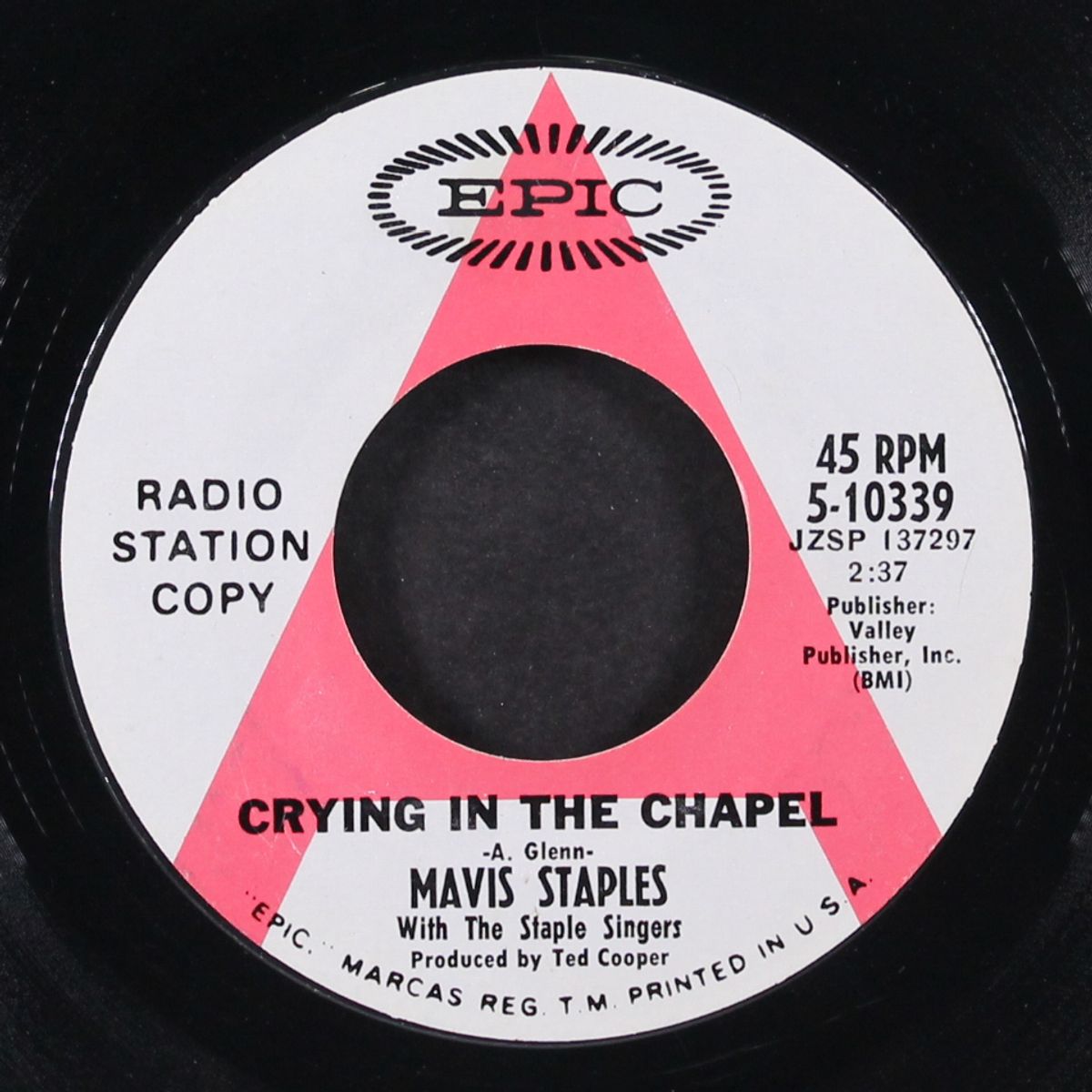 crying in the chapel / nothing lasts forever by MAVIS STAPLES