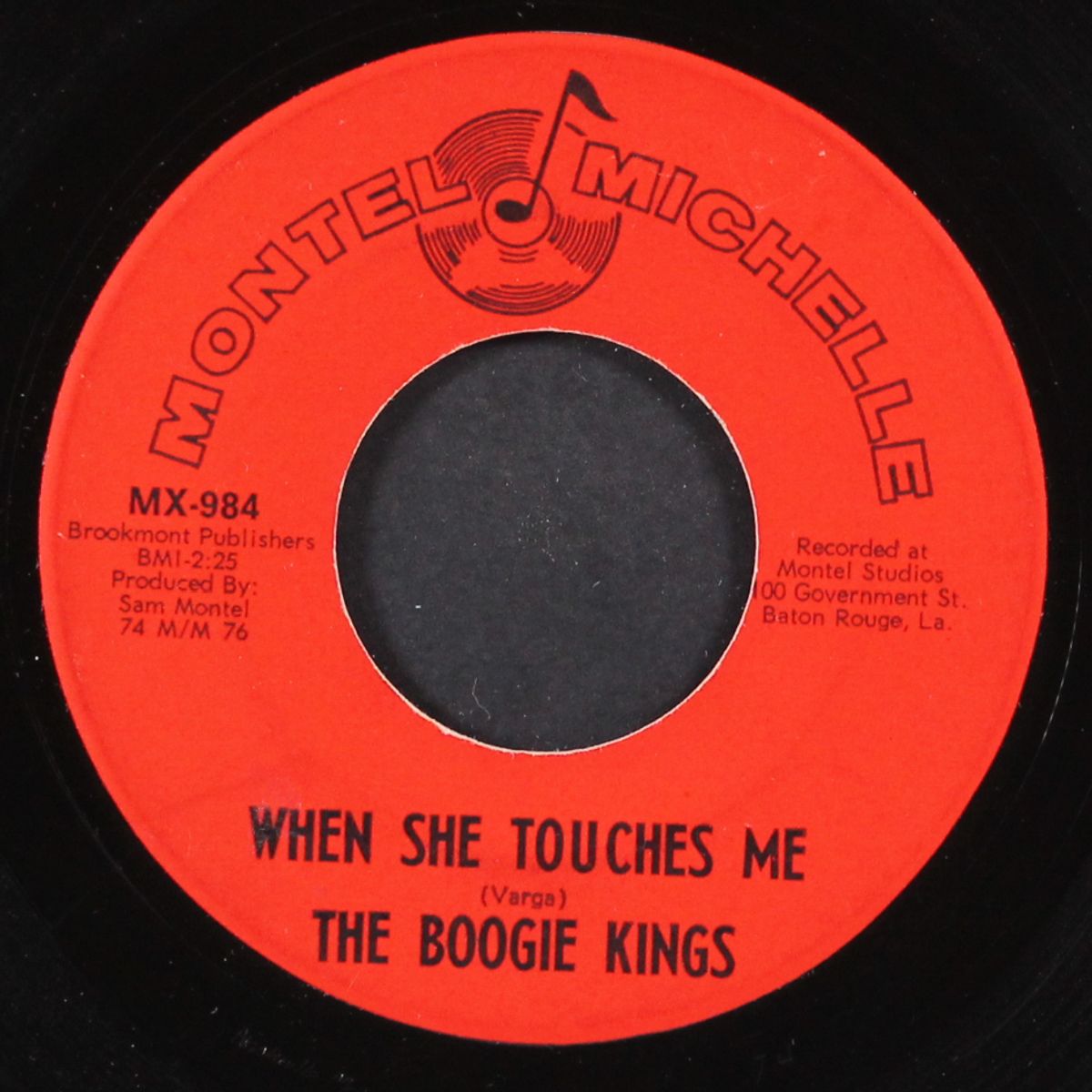 philly walk / when she touches me by BOOGIE KINGS