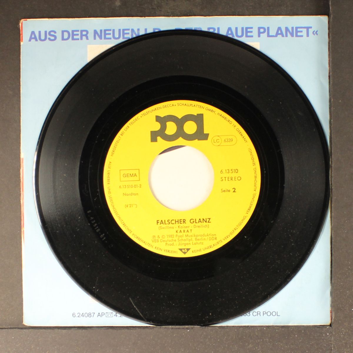 jede stunde by KARAT