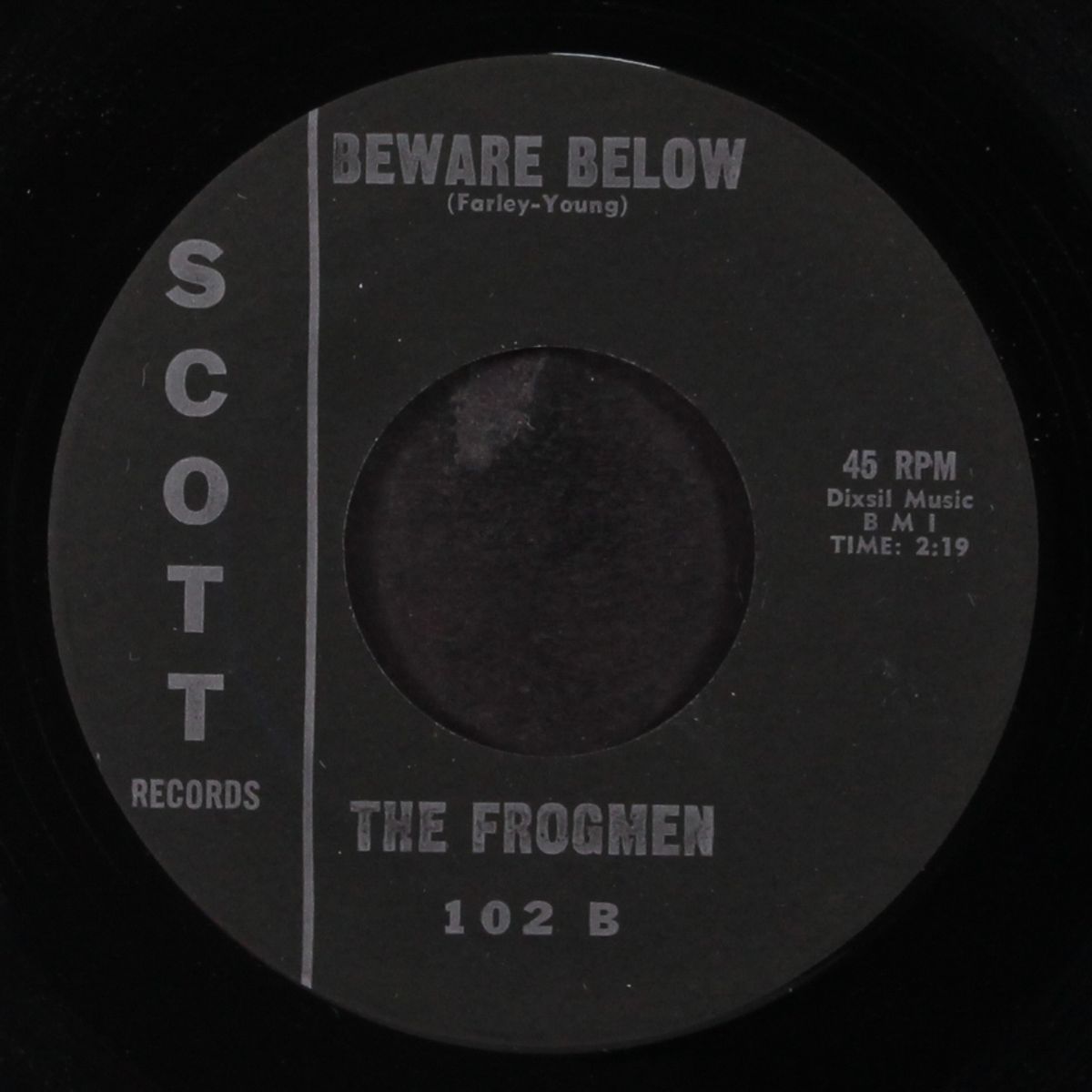 beware below / underwater by FROGMEN