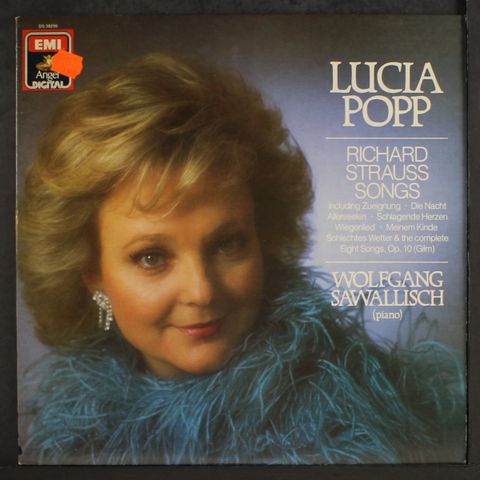 LUCIA POPP