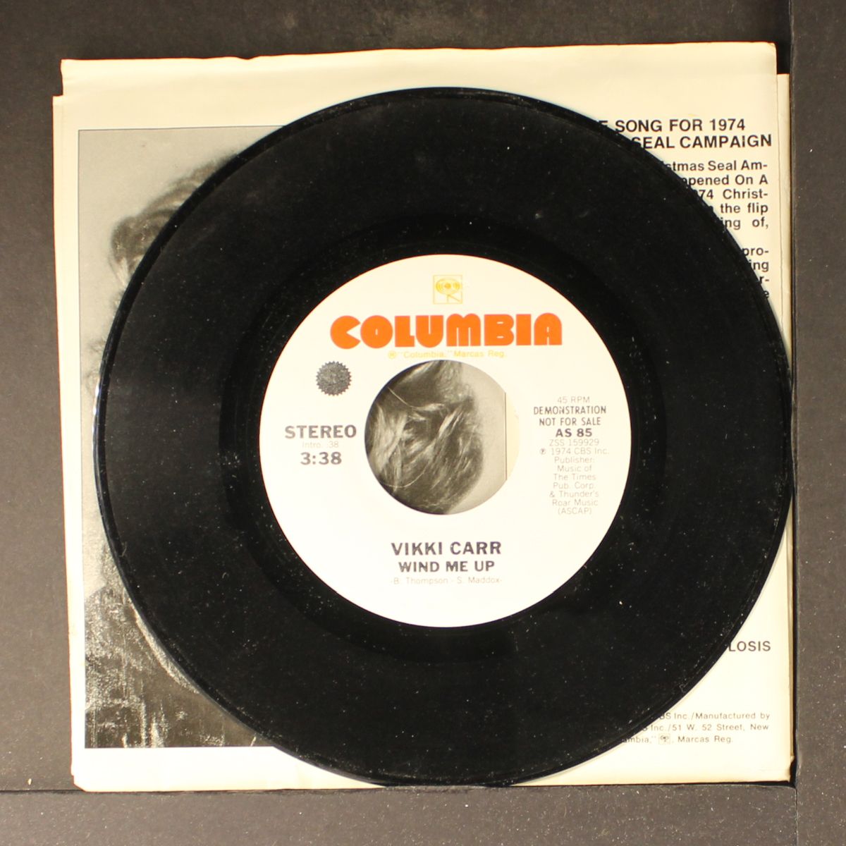 upon a midnight clear / wind me up by VIKKI CARR