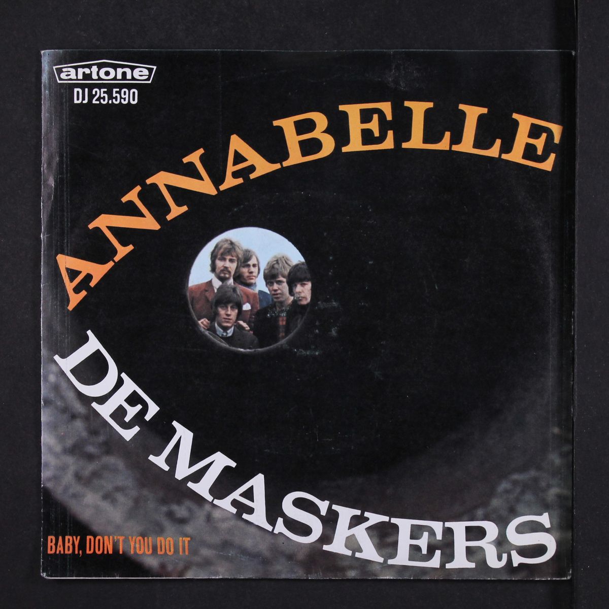 annabelle / baby, don't you do it by DE MASKERS