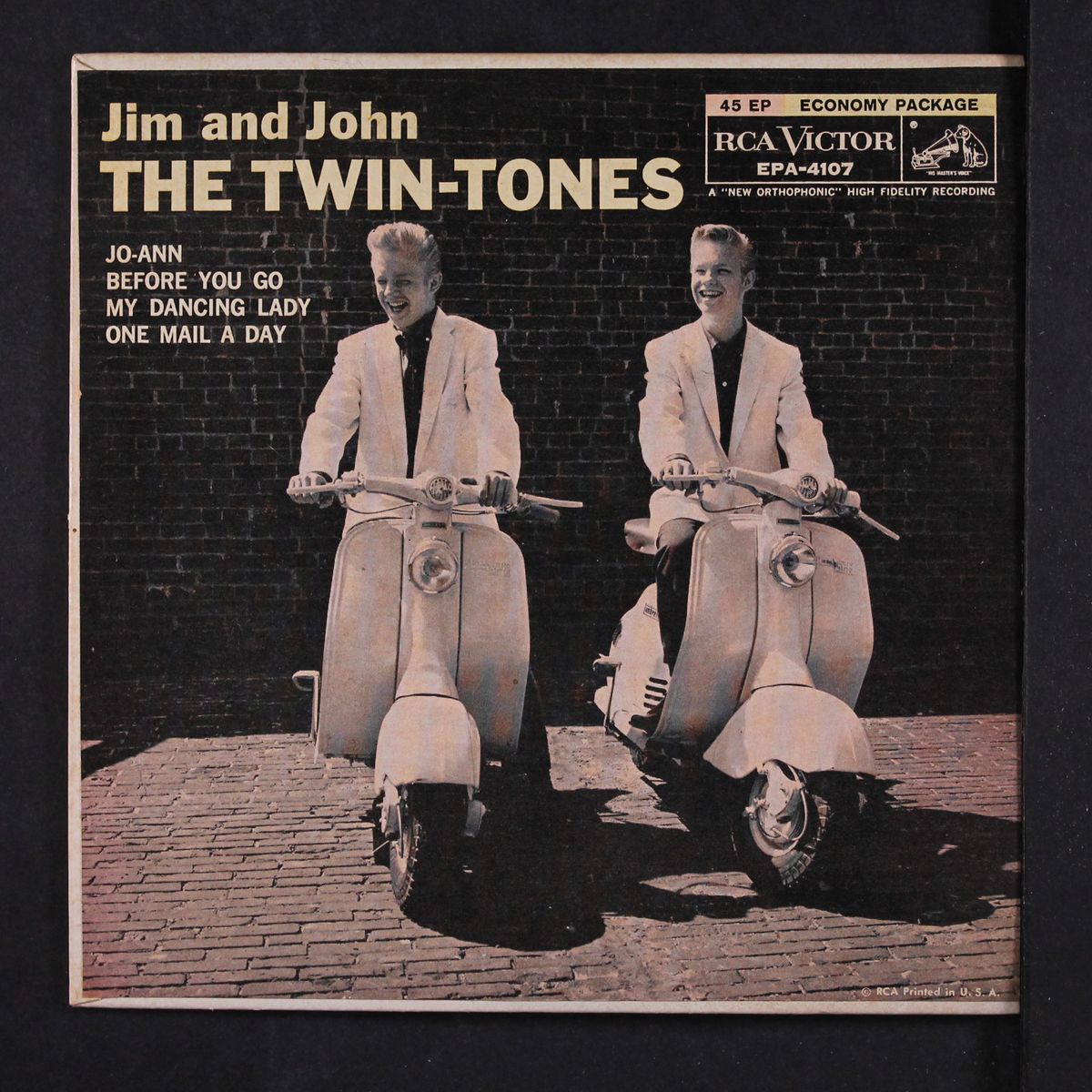 jim & john by TWIN-TONES